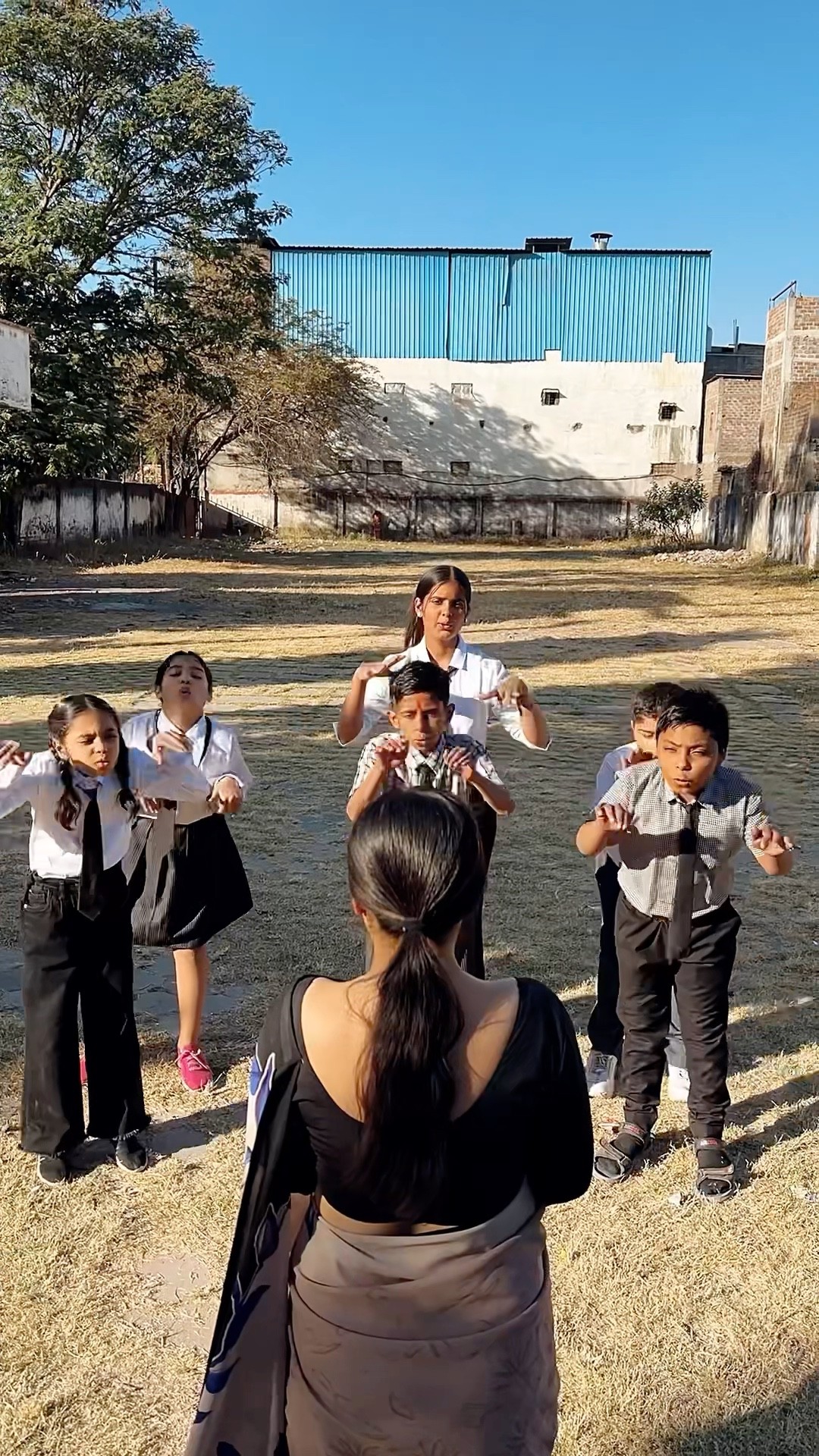 School Masti ❤️? Mam Ka Chakkar ? #comedy #school #funny #shorts #friendship