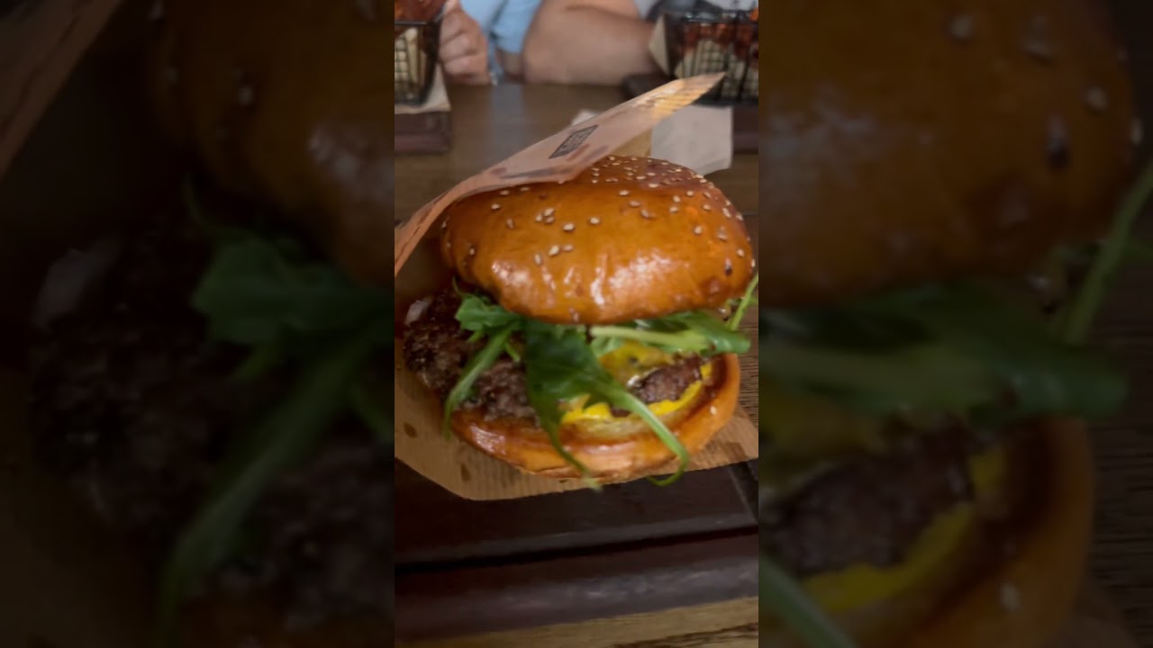 Der beste Burger Laden in Hanau 😍♥️ keine Werbung! #vlog#love#couple#food