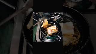 दोन महिन्यानंतर नॉनव्हेज रेसिपी बांगडा fry?bangla fryfood shorts shortvideo subscribe cooking