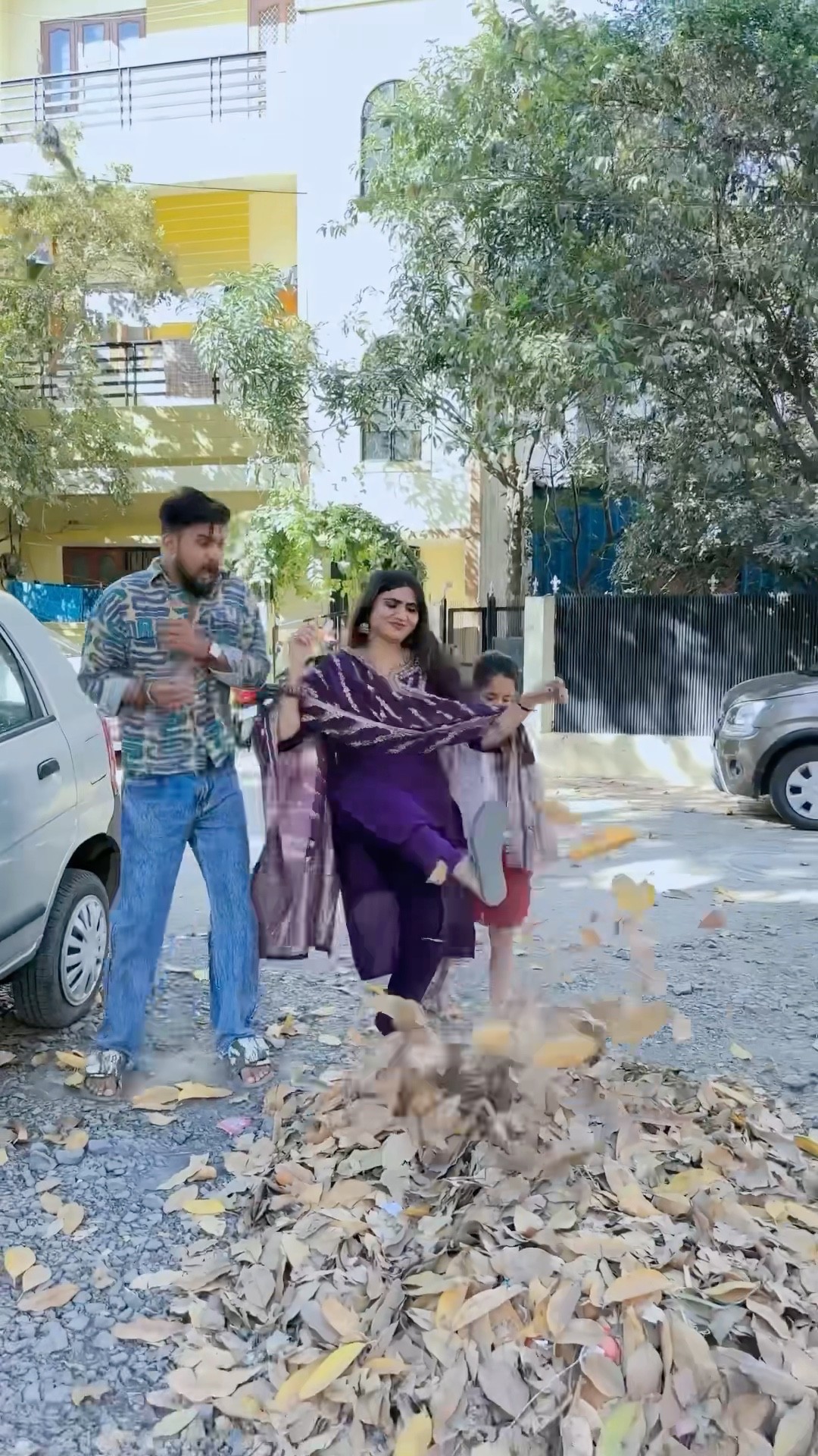 भूत?भीं मुझे क़ाबू में नहीं कर पाया?? #kajalsoni #family #funny #comedy #viralvideo @kajalsoni