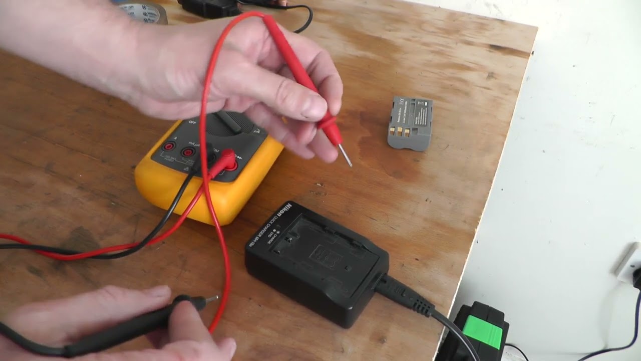 Nikon Won't Turn ON? 🔋 | How to Test Battery & Charger with