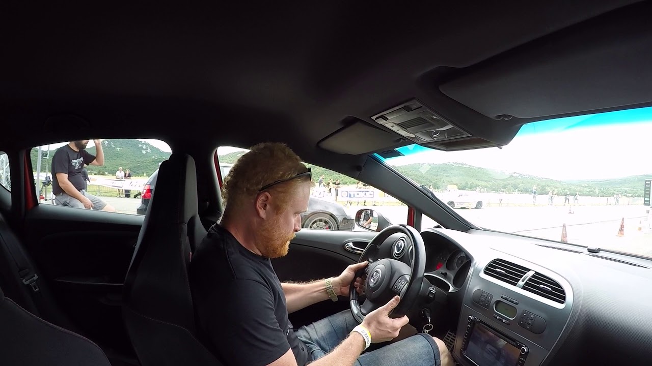 Golf Mk5 Gti Revlimit Stg2+ vs Leon Cupra Revo 2 YouTube