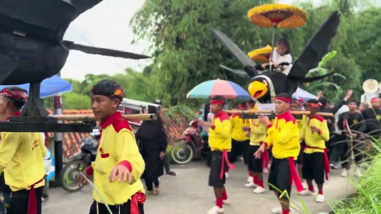 CINTA PERTAMA MEDLEY!! Suasana Benjang Mau Ke Tempat - Seni Benjang Mekar Budaya