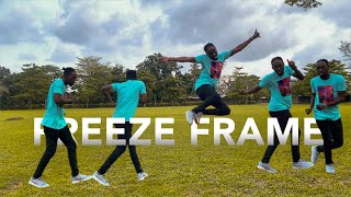 How to CREATE THE FREEZE FRAME CLONE EFFECT with your SMARTPHONE.