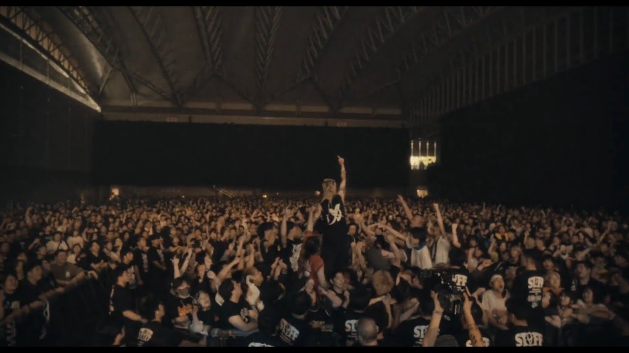 HIKAGE - SiCK (LIVE) AT SATANIC CARNIVAL 2025 - YouTube