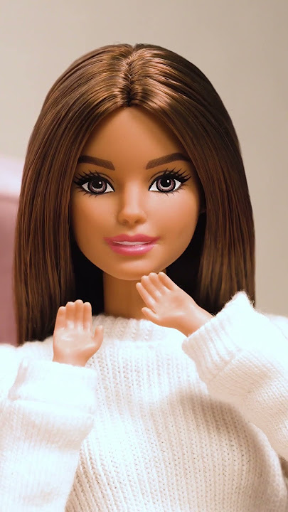 Download lagu Barbie's Secret Santa! | #BarbieShorts