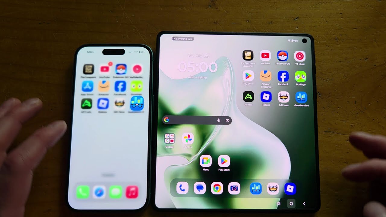 iPhone 16 Vs Motorola Razr Fold Speed Test Comparison - YouTube