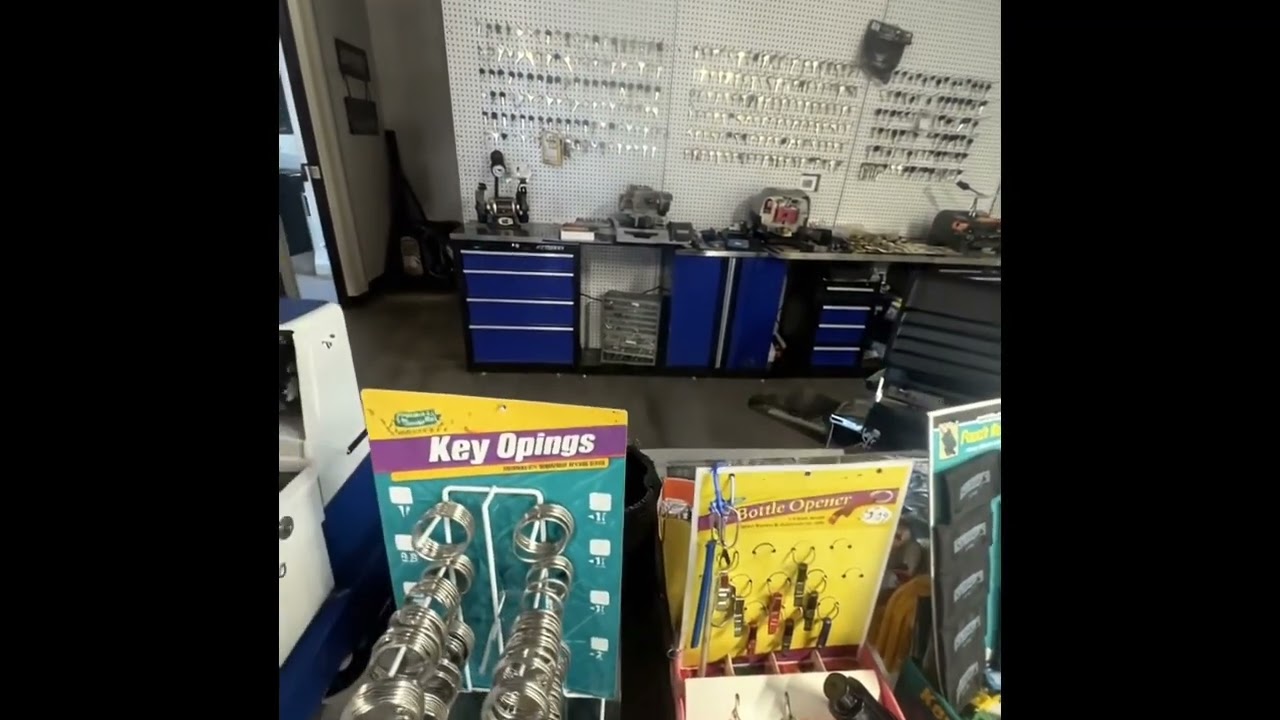 🔑 Tired of Duplicate Keys That Just Don't Work? We Have the Solution in Saratoga! 🔑