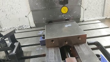 vmc machine me vice kaise lagana hai | vice kaise stright karna he | vice datum setting | vmc | cnc