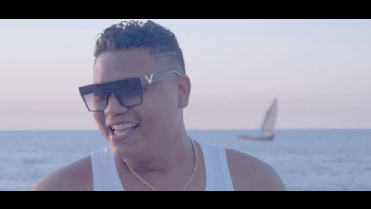 SEGA MOTO - OLIVE feat ARIANE (CLIP OFFICIEL)