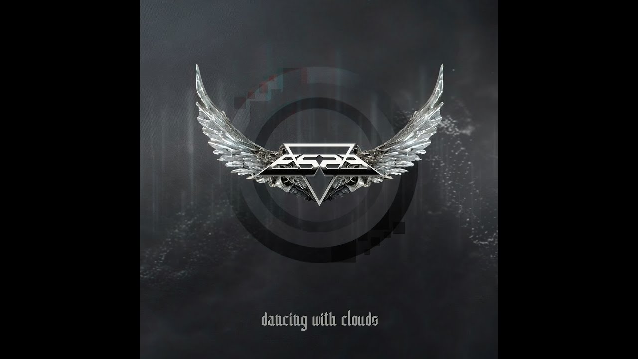 Mira ES23 - Dancing With Clouds en YouTube Mira ES23 - Dancing With Clouds en YouTube