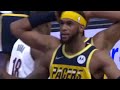 Flashy dunks but they get increasingly more showtime