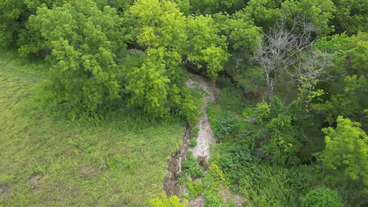 Drone flight over Flint Hills Tallgrass Prairie Preserve • Drone View