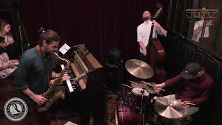 Purple Is The Color - A Green Shirt On The Red Background 11Th September 2019 - Delhi