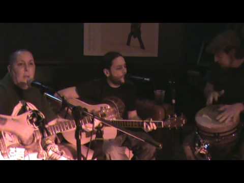 billy vazquez & beverly mcclellan preform before y...