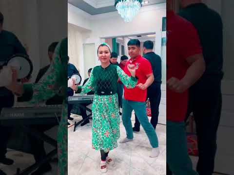 Бийди да бийлеп, ырды да ырдап СОНУН КЕЧЕ БОЛДУ / Айтурган Эрмекова