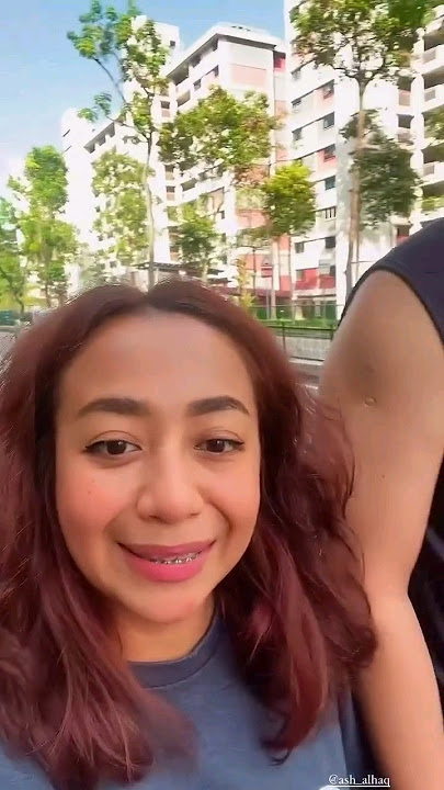 Amylea Azizan Jogging dengan Suami.  Lepastu Makan Tosei Pulak...