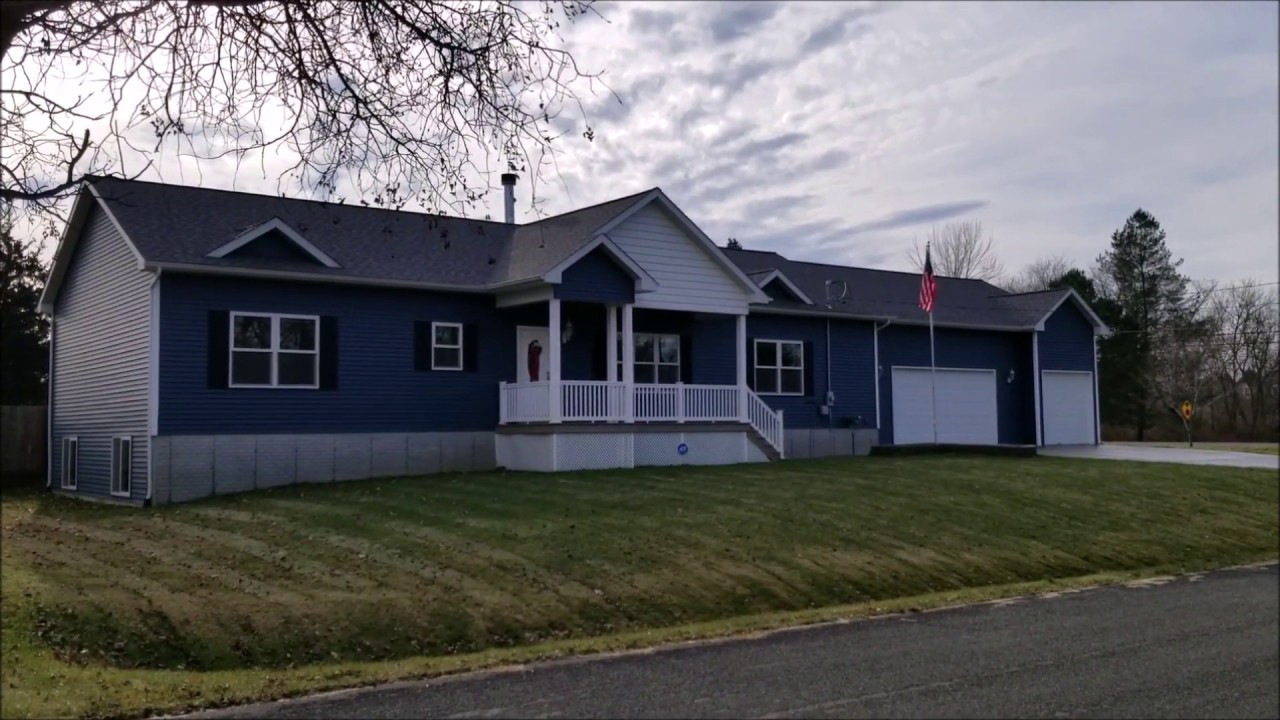 7016 Lindale Drive, 5 bedrooms, 3 full baths! Richfield Township. SOLD