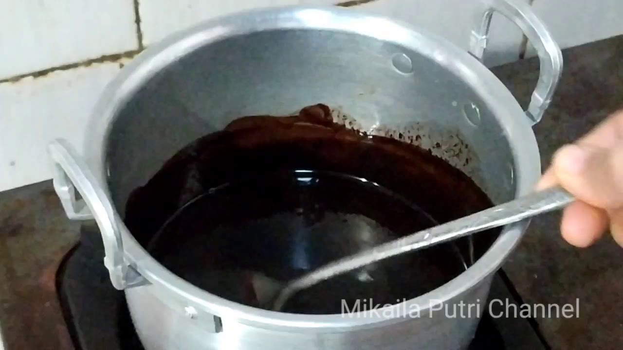  Cara  melelehkan  coklat batangan untuk dijadikan topping 