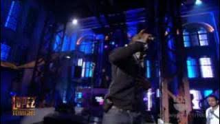 Lopez Tonight - ' Sexy Bitch ' - David Guetta Feat. Akon - Live HD