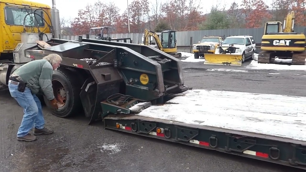 1986 Rogers 50 Ton Tri/A Detachable Drop Deck Trailer