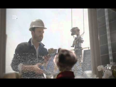 Compare The Meerkat - Commercial 21 (The Window Cleaner)