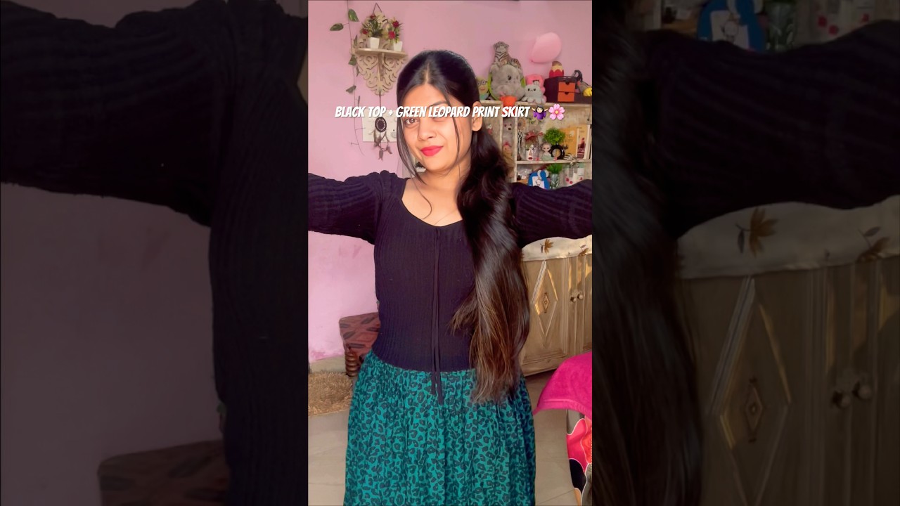 Let the music move me💃🏼#like #bollywood #song #youtubeshorts #short #look #trending #fashion