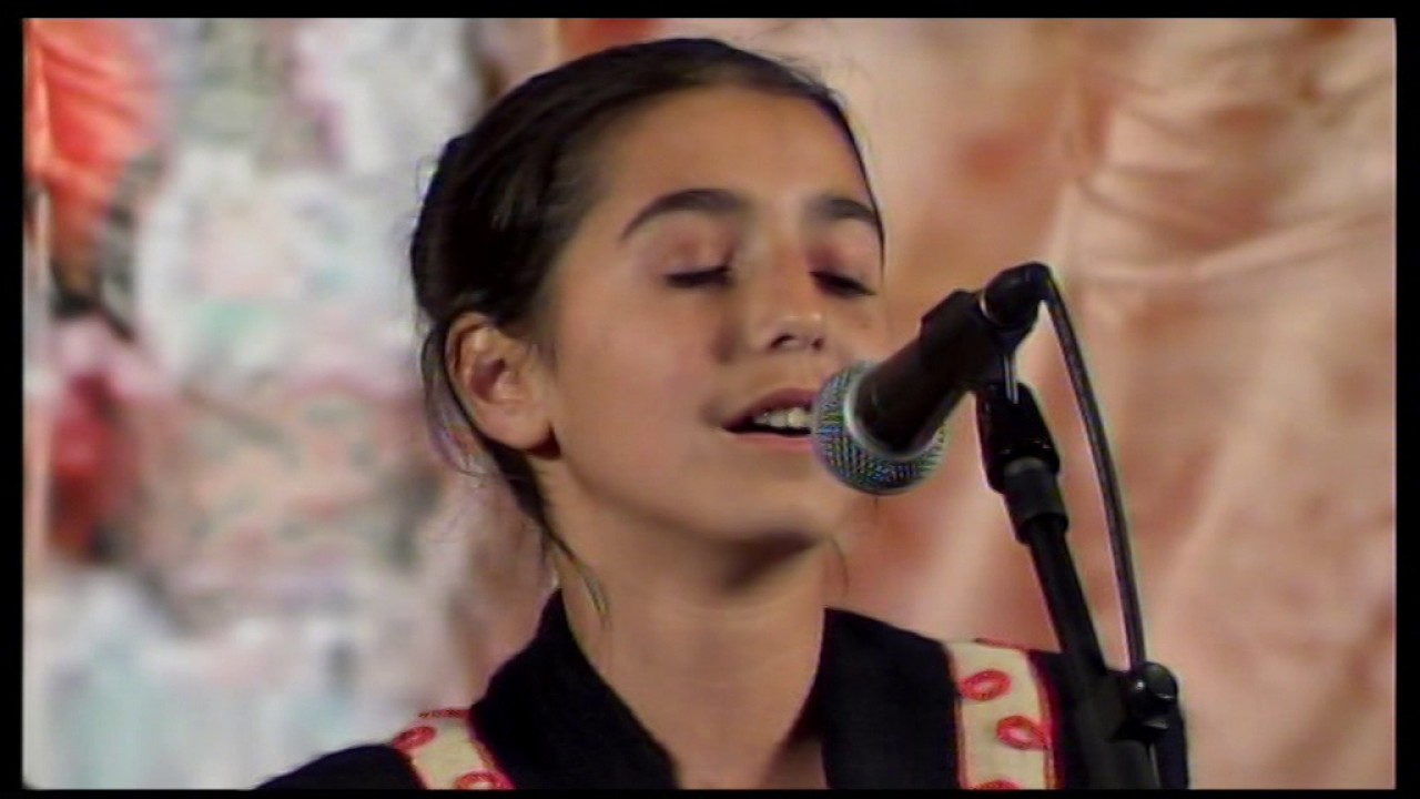 Barzu Mariana - Festivalul National ’’Cantec drag din plai strabun’’ Vaslui 2017 camera iphone 8 plus apk