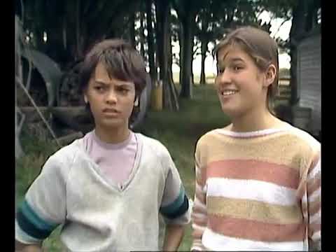 Children of the Dog Star   Episode 4   Alien Summons