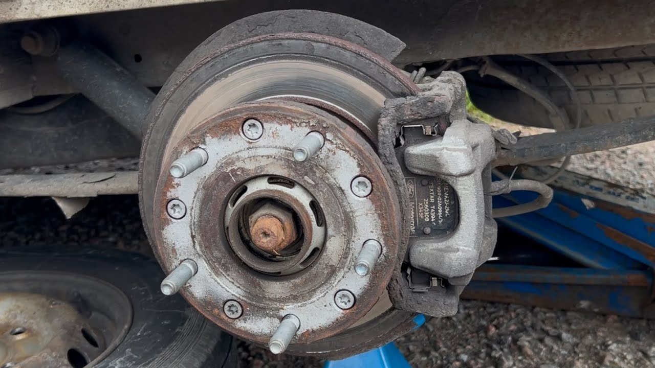 Transit Rear Disc Guard Ford Transit custom rear discs and pads replacement - YouTube