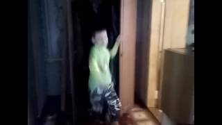 Странный день (Фильмы и трейлеры) Странный день (Фильмы и трейлеры)