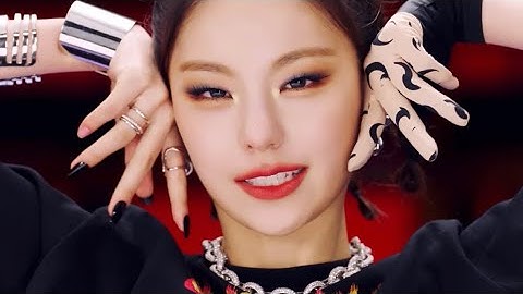 ITZY VOLTAGE but it’s only YEJI