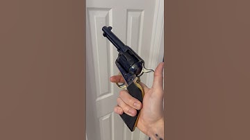 4 Clicks 👑 #colts #pietta #johnwayne #clinteastwood #tombstone #cowboys #guns #45colt #wild #doc