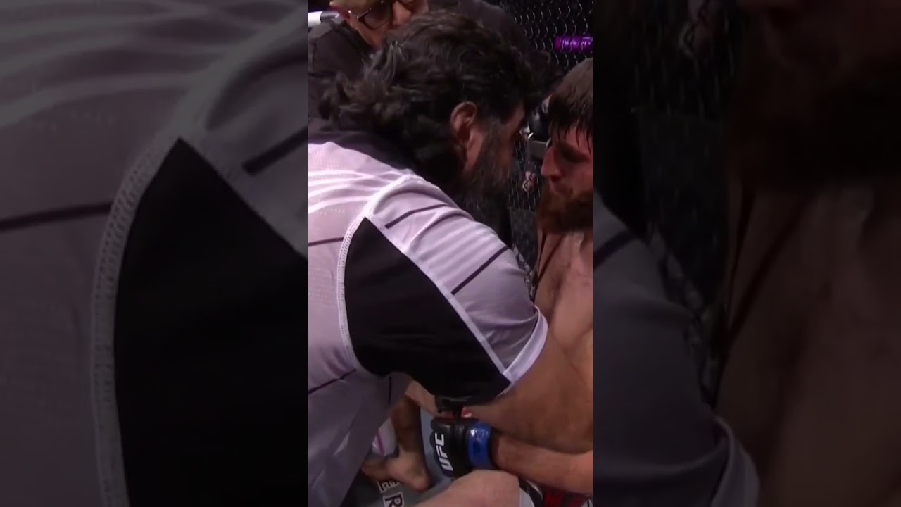 Анкалаев - Блахович - накачка Магомеда между раундами 