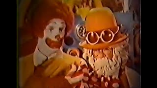 McDonalds - Hamburger Machine
A classic McDonaldland Commercial from the 1970s that introduced the Mad Professor.
Learn more about McDonaldland at: https://www.facebook.com/FilmingInMcDonaldland/ McDonalds - Hamburger Machine