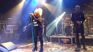 Mother&#39;s Finest - Burning Love / Can&#39;t Fight The Feeling (27.01.2018, Lehenbachhalle, Winterbach)