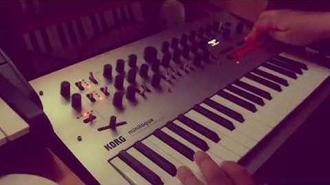Exploring the korg minilogue 2.0 update! (sequence transpose + microtunings)