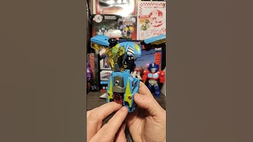 Transformer Hot Shot Legacy transformation #Transformer #hasbro