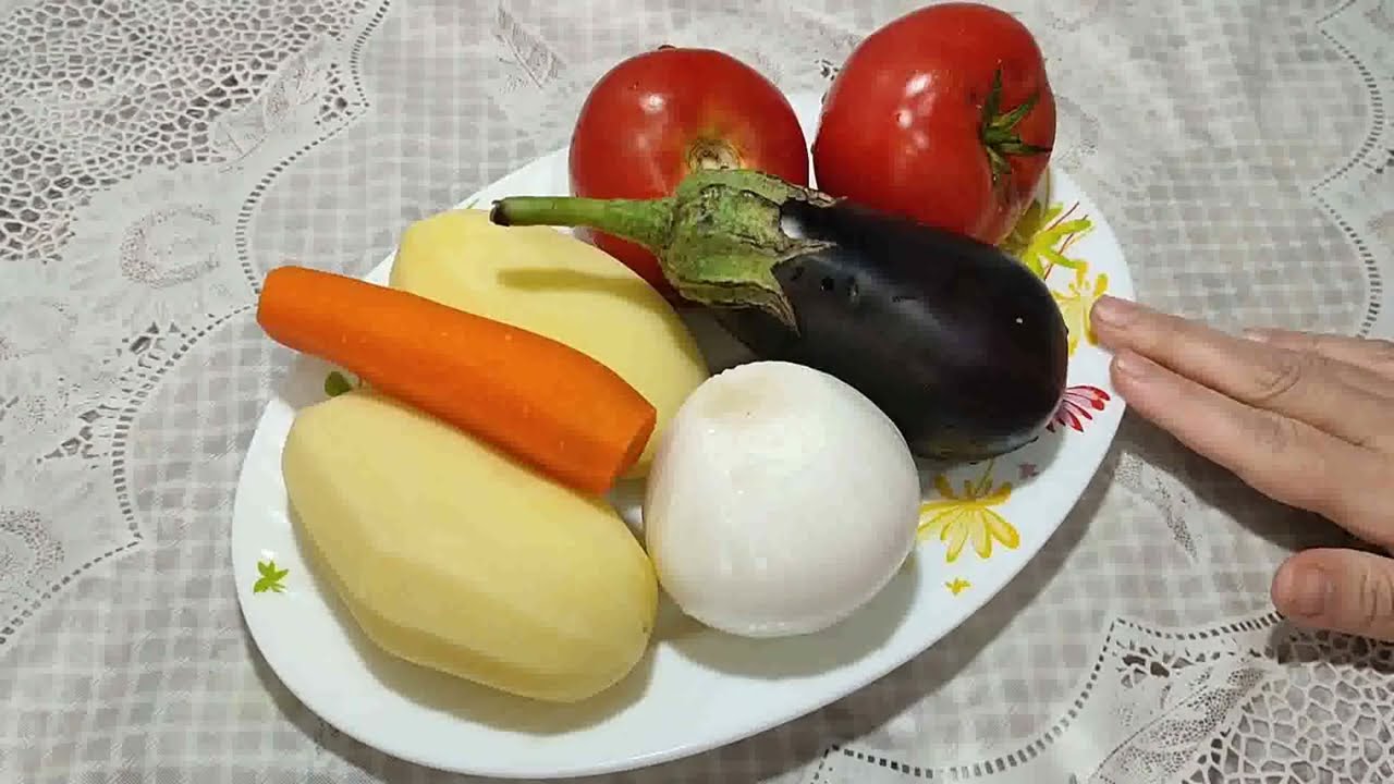 هذ الوصفة تقطر بالبنه/غراتان بالخضار الموسمية ينفع طبق رئيسي و ينفع مقبلة