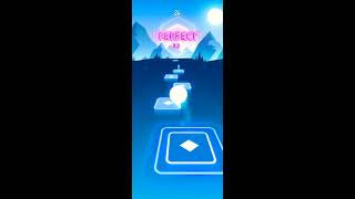 ALAN WALKER DARKSIDE TILES HOP screenshot 3