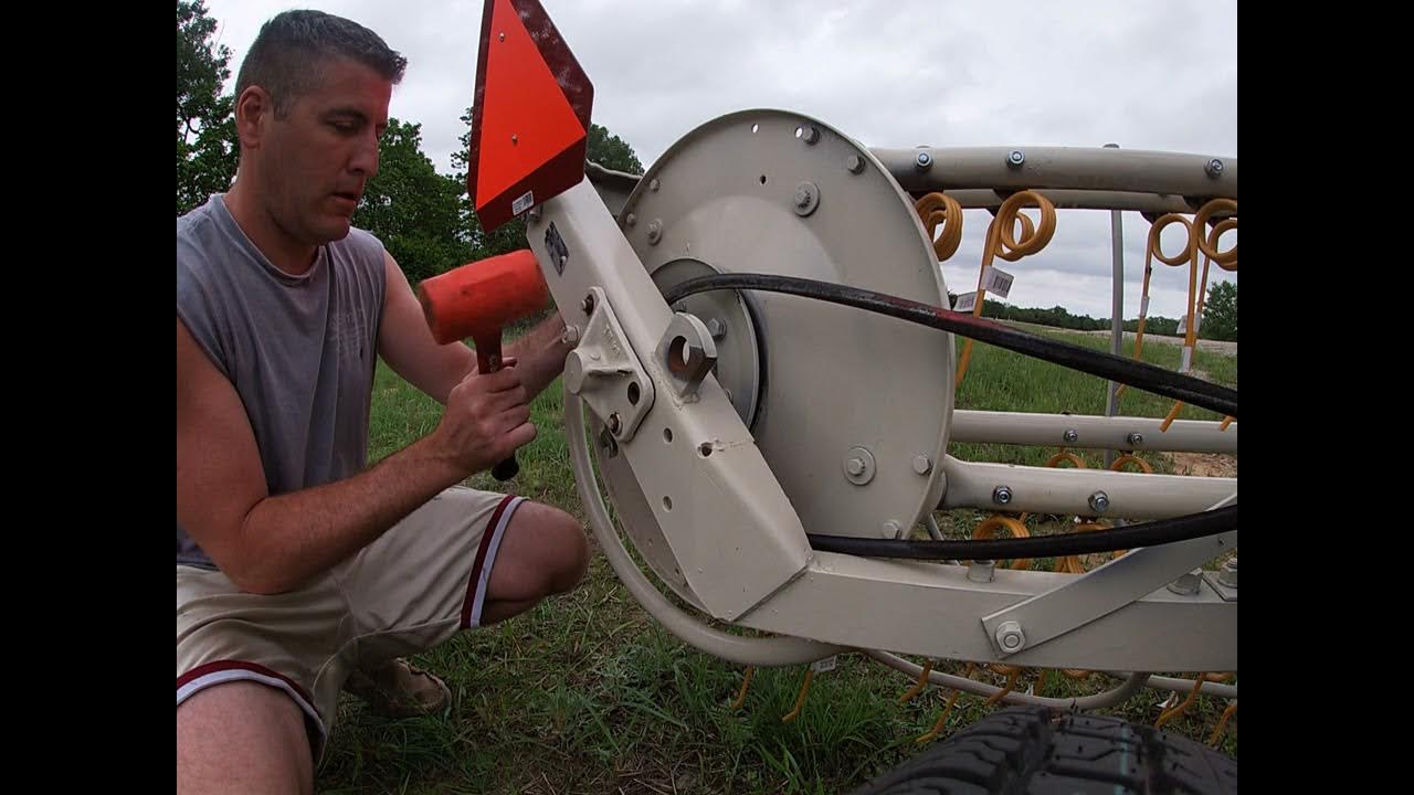 New Idea 402 Rake YouTube