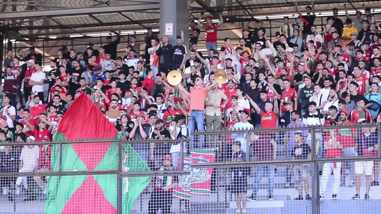 les supporters de la jsmb face a aeeulma 💚❤️