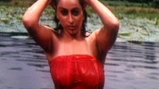 Hot Mallu Devika Romance With Hot Paint Brush Man