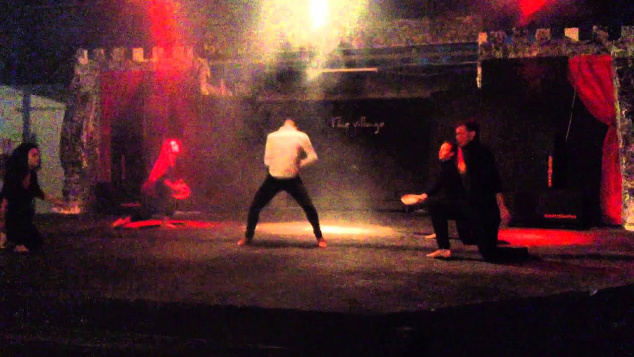 Il Ballo di San Vito al The Village Salento Francesco Russo YouTube