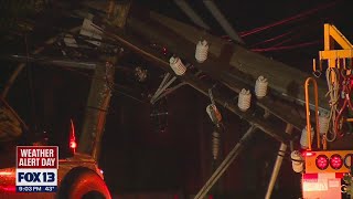 Strong Winds, Rain Knocks Down Powerlines In Seattle Strong Winds, Rain Knocks Down Powerlines In Seattle