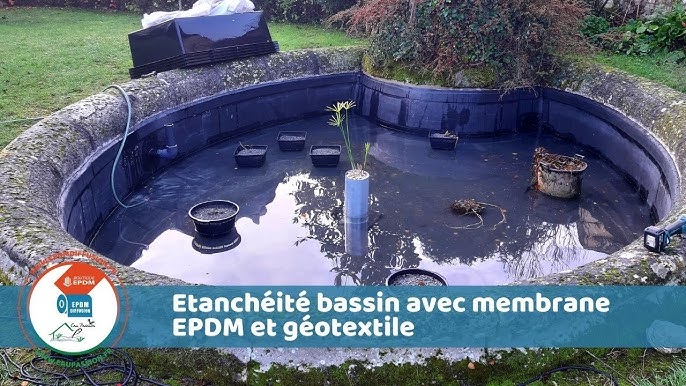 Comment poser sa bâche EPDM pour un bassin d'extérieur.