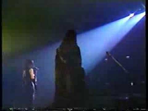 SANDII & THE SUNSETZ -BABES IN THE WOODS(LIVE) - YouTube