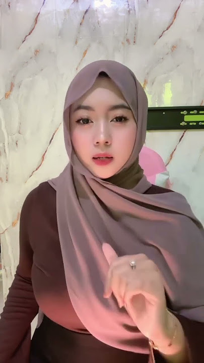 HIJAB MONTOK