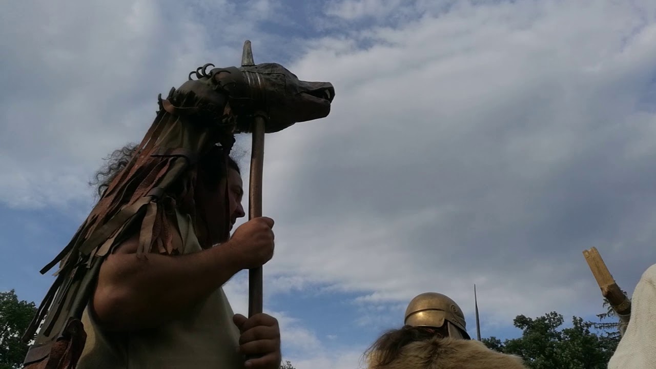Dacians vs. Romans - the Battle, plus Roman Funerary Ritual - YouTube