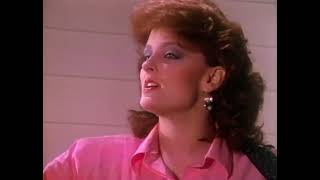 The Judds - Mama He&#39;s Crazy (Official Music Video)